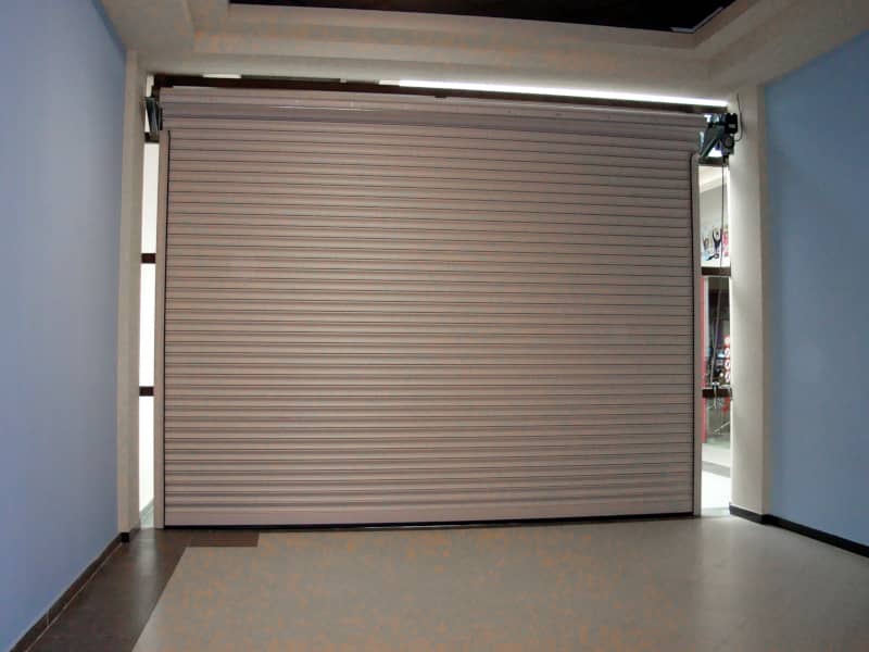 Роллетные ворота DoorHan в Кузнецке с установкой