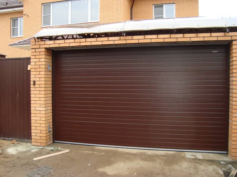 Секционные ворота DoorHan в Кузнецке с установкой